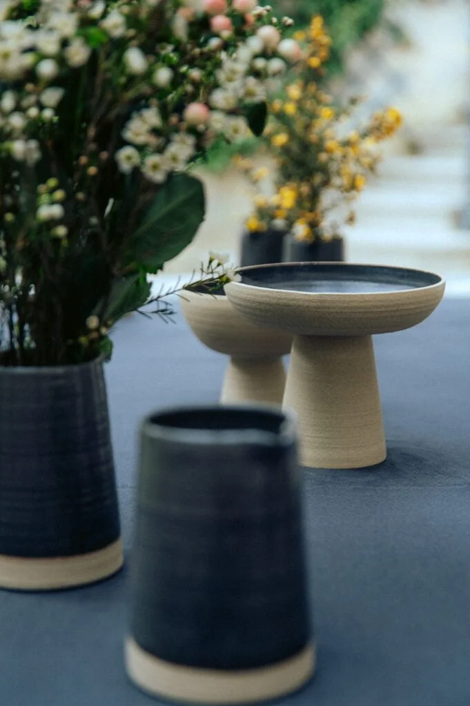 vaisselle en grès moderne