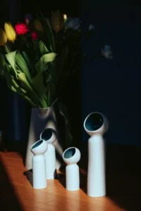 statuettes curieux jonathan reynaud