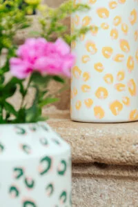 vase motif léopard fait main