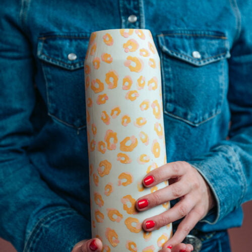 vase motif léopard fait main