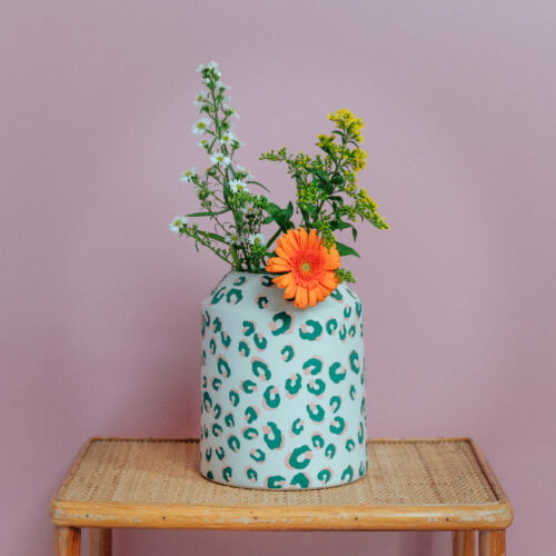 vase léopard