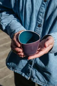 tasse colorée porcelaine